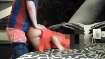 Robe courte et sperme vidéo porno